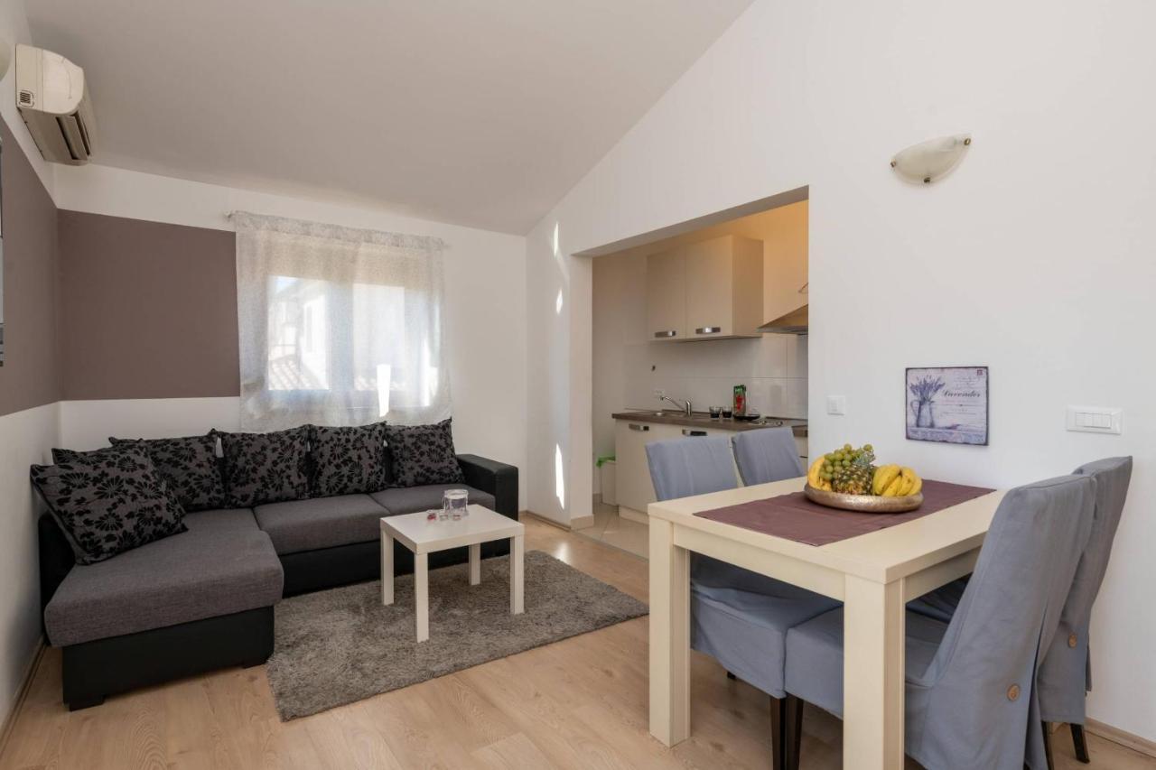 Apartmani Jana 포레치 외부 사진