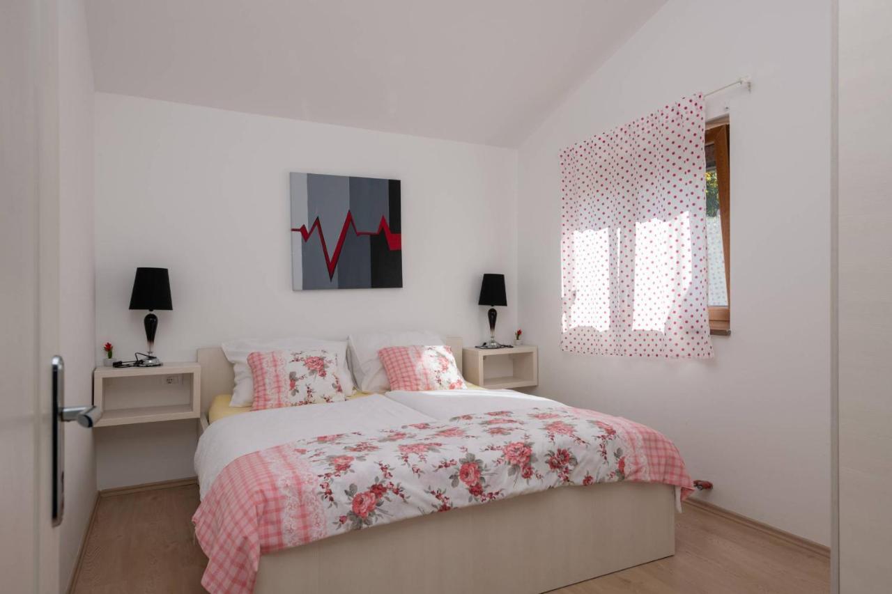 Apartmani Jana 포레치 외부 사진